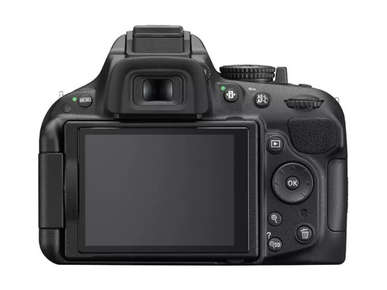 Nikon D5200 (With 18-140 mm VR) DSLR Camera Price In India ...